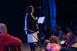 21. 7. 2012 "SLAVNOSTNÍ OTEVŘENÍ FOLKOVÝCH PRÁZDNIN - BITTOVÁ &amp; BITTI"