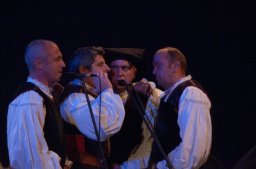  21. 7. 2012 "SLAVNOSTNÍ OTEVŘENÍ FOLKOVÝCH PRÁZDNIN - BITTOVÁ &amp; BITTI"
