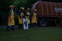 22. 7. 2012 "DIVADELNÍ DEN" Úklid zámeckého parku