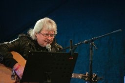 23. 7. 2012 "PÍSNIČKÁŘI A BARIÉRY"
