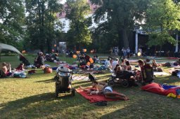 30. 7. 2018 "PAMĚŤ PÍSNIČKÁŘŮ - KŘEHKÉ PÍSNĚ"