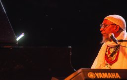 Bára Hrzánová &amp; Condurango - foto Ivan Prokop