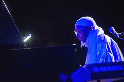 Tim Eriksen &amp; Omar Sosa - foto Ivan Prokop